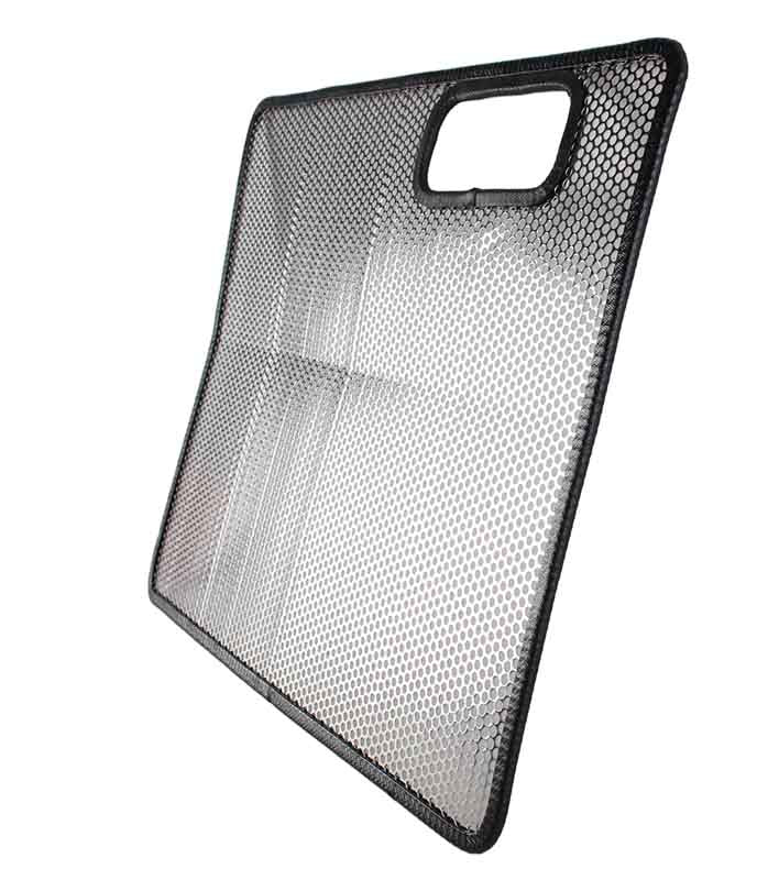 Opposing side view of Kentrol Bug Shield for 1987-1995 Jeep Wrangler 30440