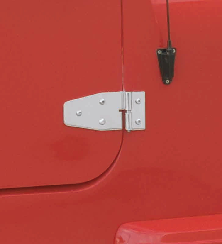 Kentrol T-304 stainless steel hinges for Jeep Wrangler YJ, showcasing the polished stainless steel.
