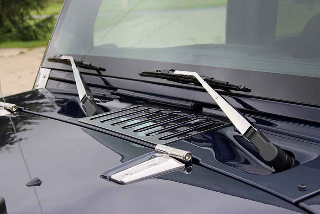Opposing side view of the Kentrol Windshield Wiper Arms for 2008-2018 Jeep Wrangler 30591 installed to the vehicle
