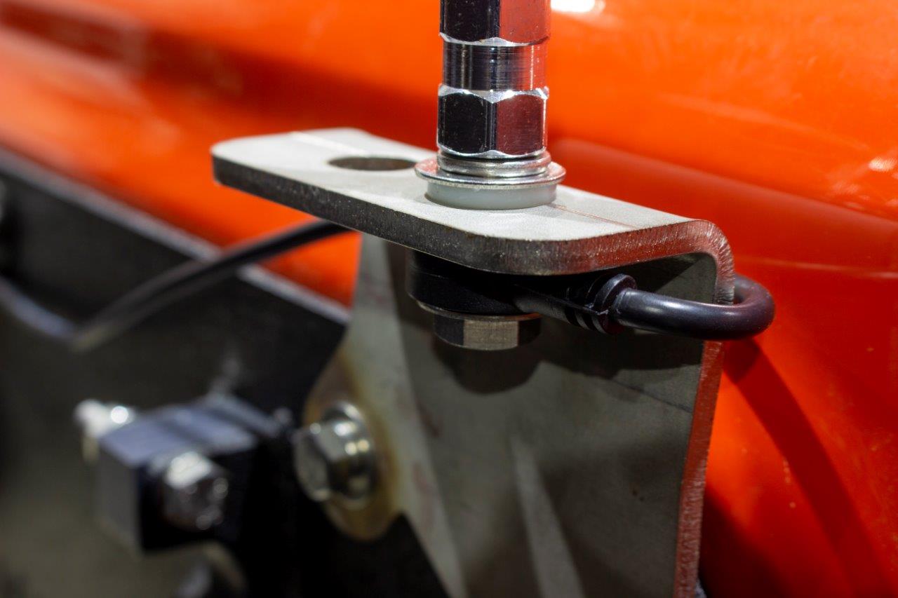 Kentrol CB Antenna Mount for 2007-2018 Jeep Wrangler 30722 – Kentrol Inc.