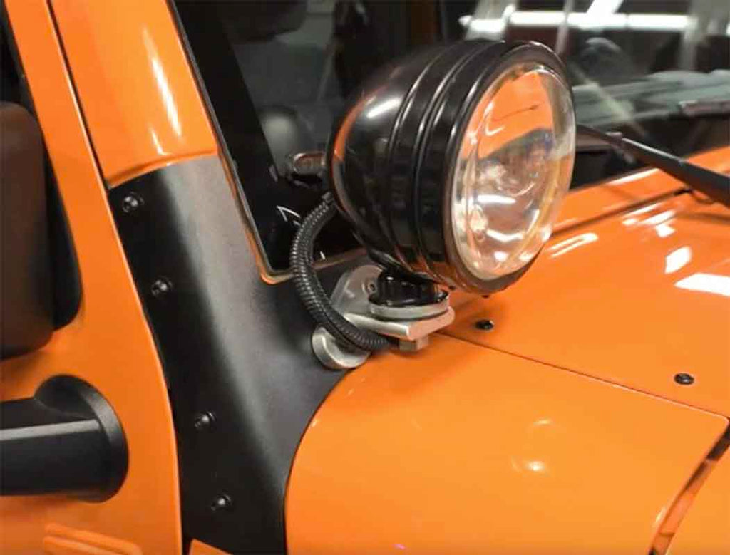 Side view of the Kentrol Windshield Supports for 2007-2018 Jeep Wrangler 50574 installed to the vehicle